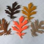 L109 -- 5 Oak leaves on fel..